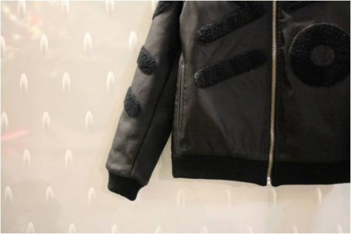 ユニフのジャケット