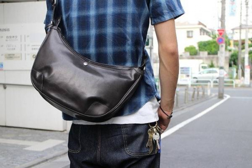 アニアリのバッグ