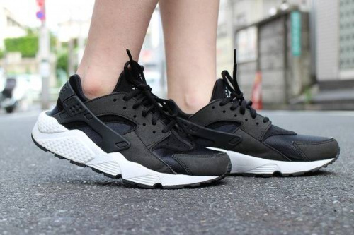 エアハラチのＮＩＫＥ