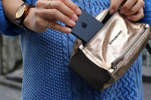 ジバンシィのGIVENCHY