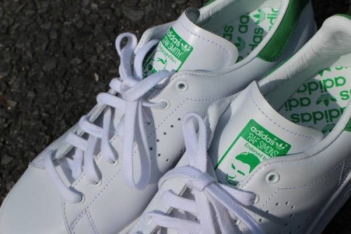 スタンスミスの下北沢