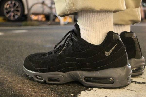 ナイキのエアマックス95
