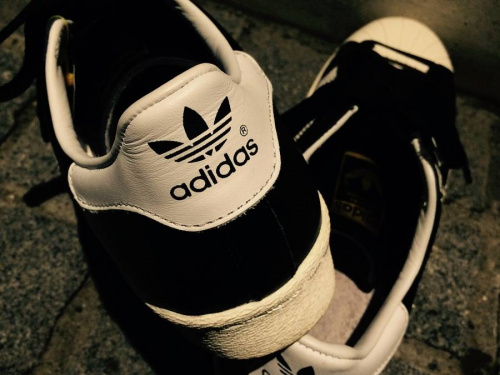 アディダスのスーパースター