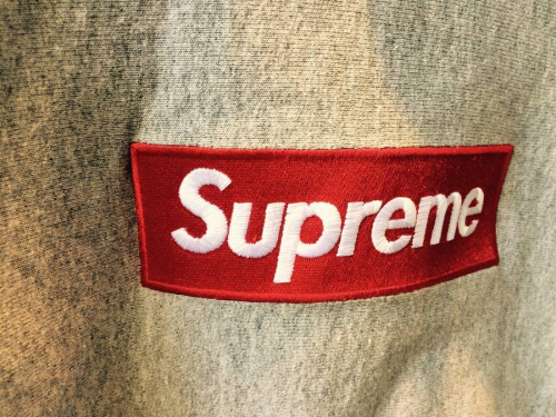 シュプリームのSUPREME