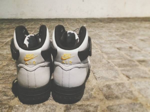 スニーカーの買取