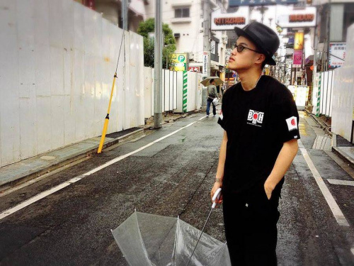 バウンティーハンターのTシャツ