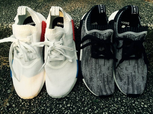 アディダスのスニーカー