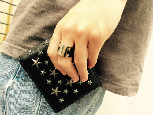 エルメスのジミーチュウ