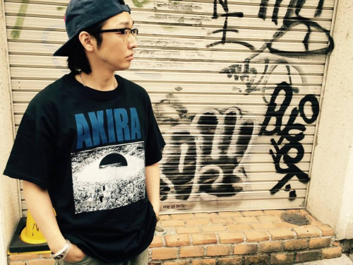 AKIRAのTシャツ