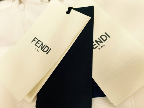 下北沢のブラウス