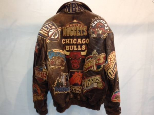 レザージャケットのジェイ エイチ デザイン