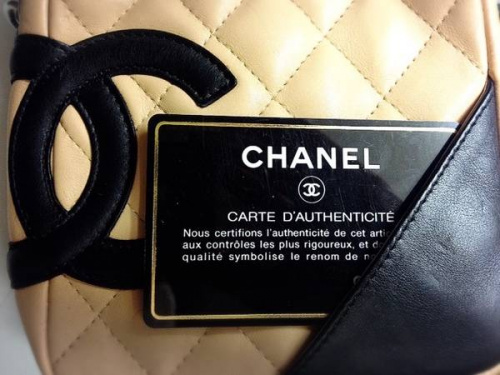 シューズ・バッグのショルダーポーチ