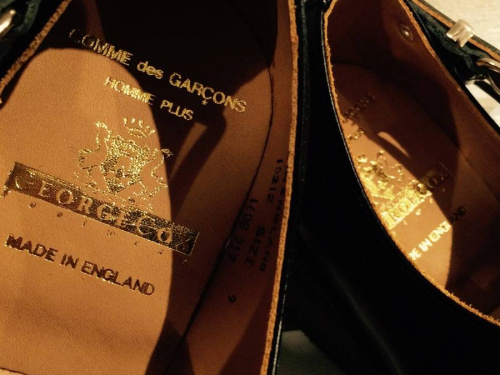 ギャルソンのジョージ・コックス