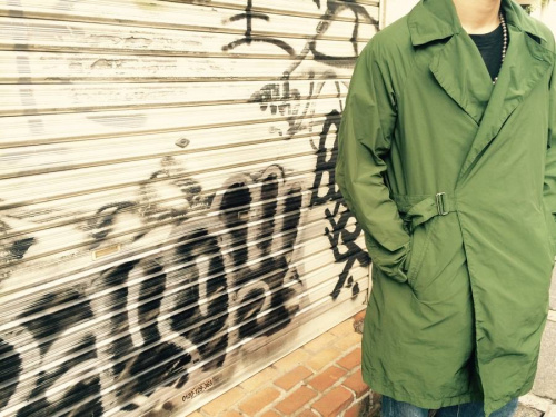 コモリのタイプライタータイロッケンコート