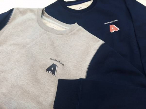 スウェットのパーカー