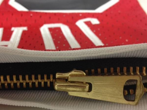 クラッチバッグのNBA