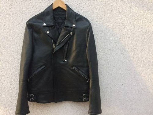 ライダースジャケットのDISCOVERED