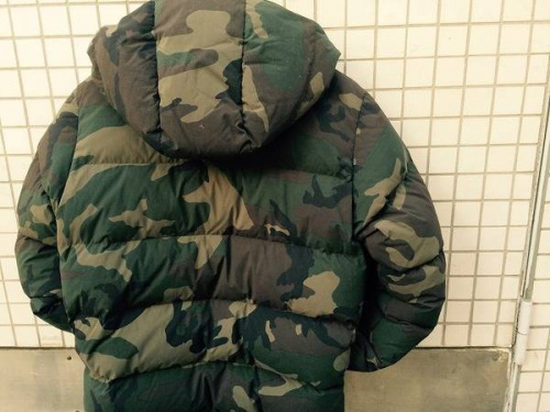 ダウンジャケットのノベルティ キャンプ シエラ ショート