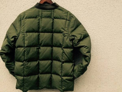 ダウンジャケットのミリタリー