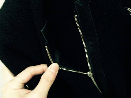 レザーの下北沢