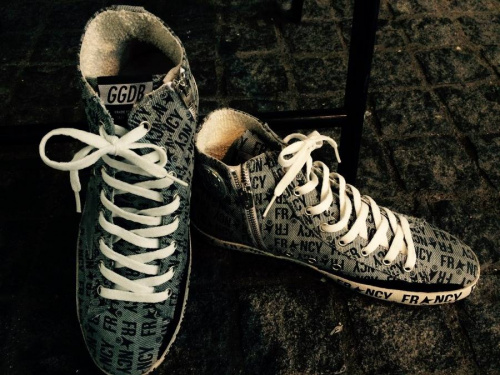 スニーカーの下北沢