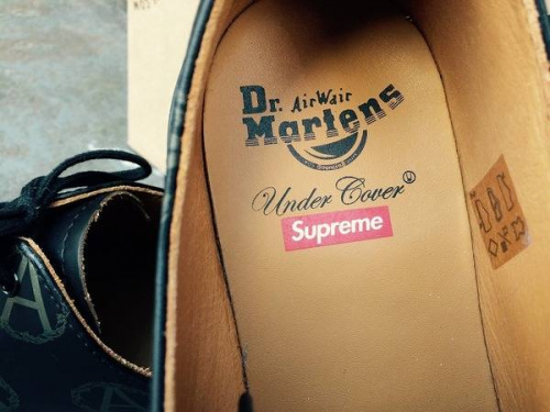 シュプリームのアンダーカバー