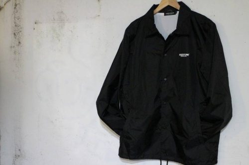 UNDERCOVERのコーチジャケット