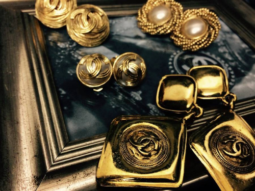 シャネルのCHANEL