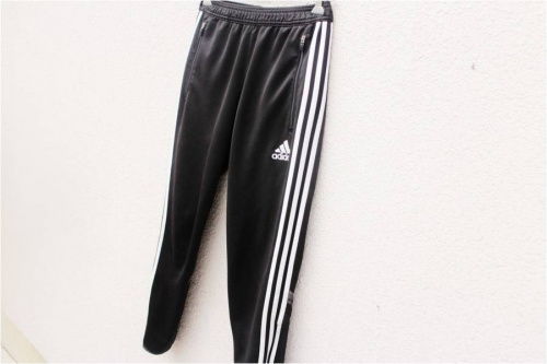 PALACEのアディダス