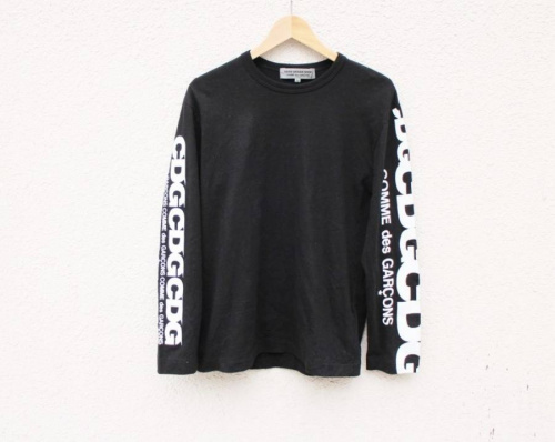 コムデギャルソンのTシャツ