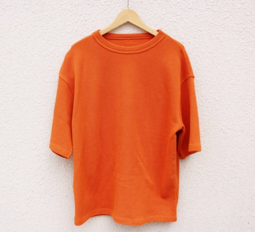 クレプスキュールのニット