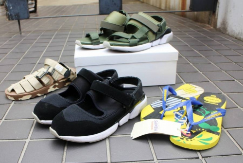 メンズのサンダル