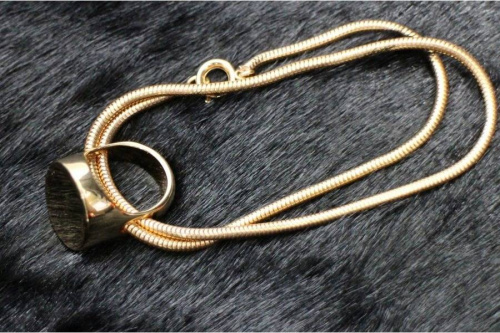 ブレスレットの下北沢