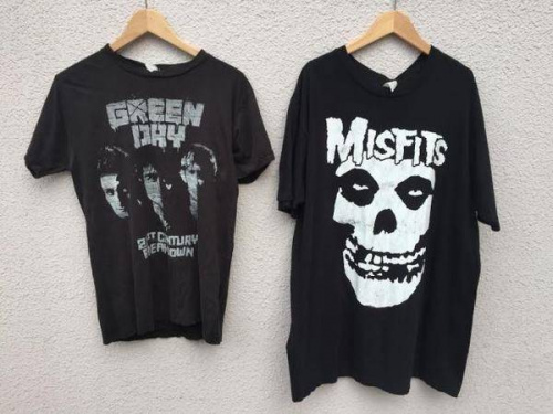 フェスのTシャツ
