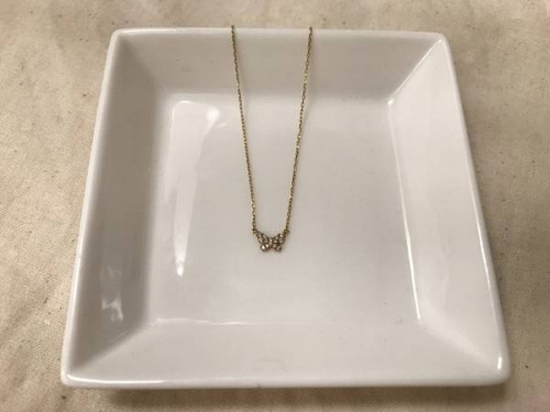 アクセサリーのAHKAH