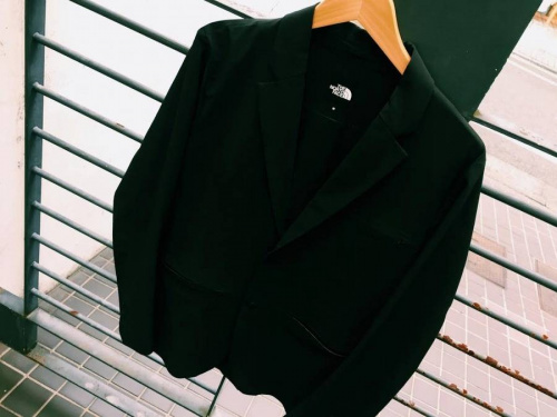 セットアップのTHE NORTH FACE