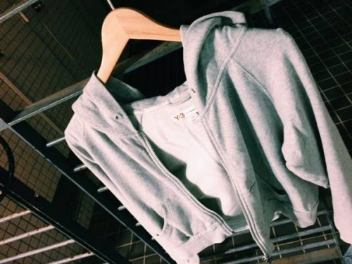 adidasのアディダス