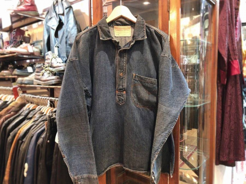 LEVI'S VINTAGE CLOTHING
