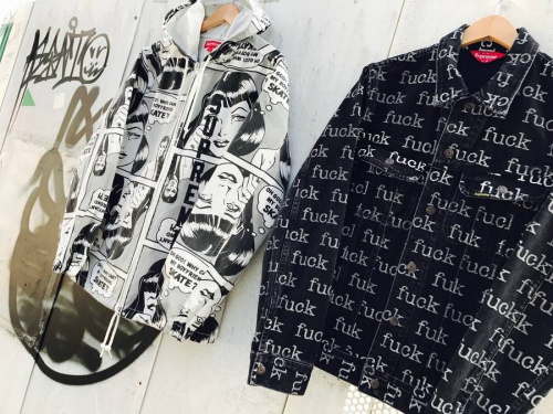 メンズのトップス