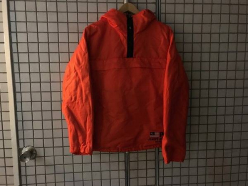 ダスパーカーのオレンジ