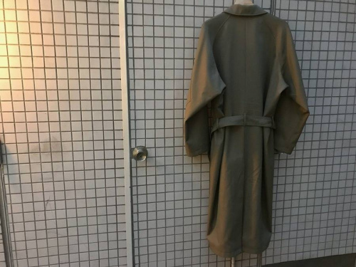 トレンチコートの下北沢