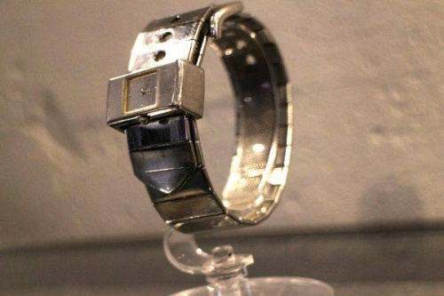 トキオクマガイの腕時計