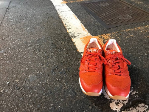 シューズ・バッグのスニーカー