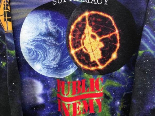 パーカーのSUPREME