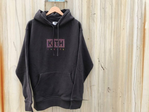 買取入荷のストリートブランド