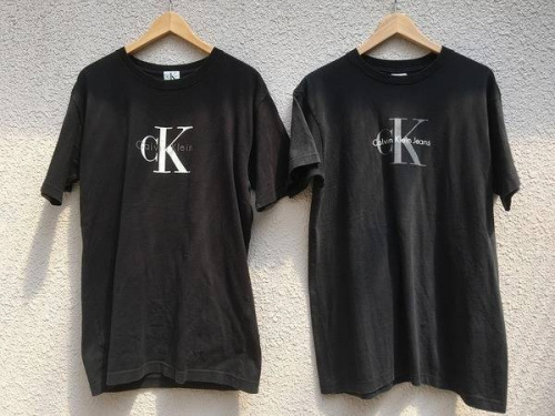Calvin KleinのTシャツ