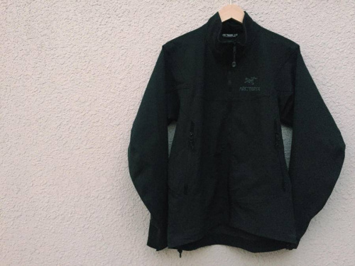 アウトドアブランドのARCTERYX