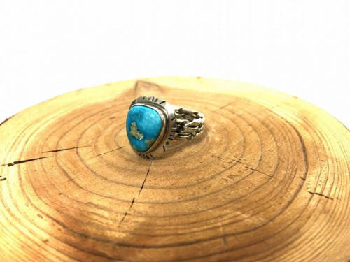 アクセサリーのインディアンジュエリー