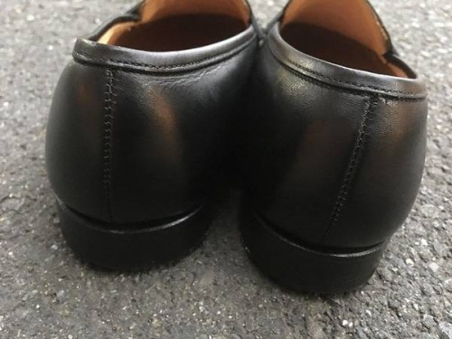 Crockett&Jonesのローファー