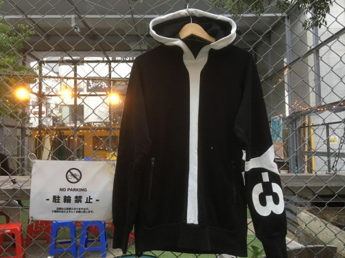 店舗からのお知らせのY-3